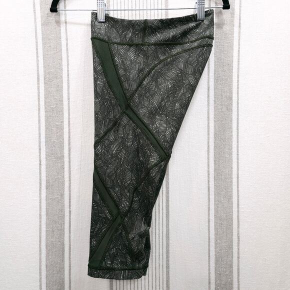 LULULEMON Cool To Street Crop Jazzy White Gator Green Mesh Cutout Legging Sz 6 - Picture 4 of 11